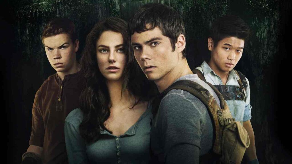 Dylan O'Brien, Kaya Scodelario, Will Poulter e Ki Hong Lee em Maze Runner.