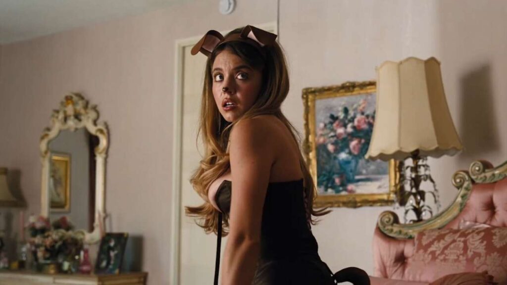 Sydney Sweeney como Cassie em Euphoria 3 temporada