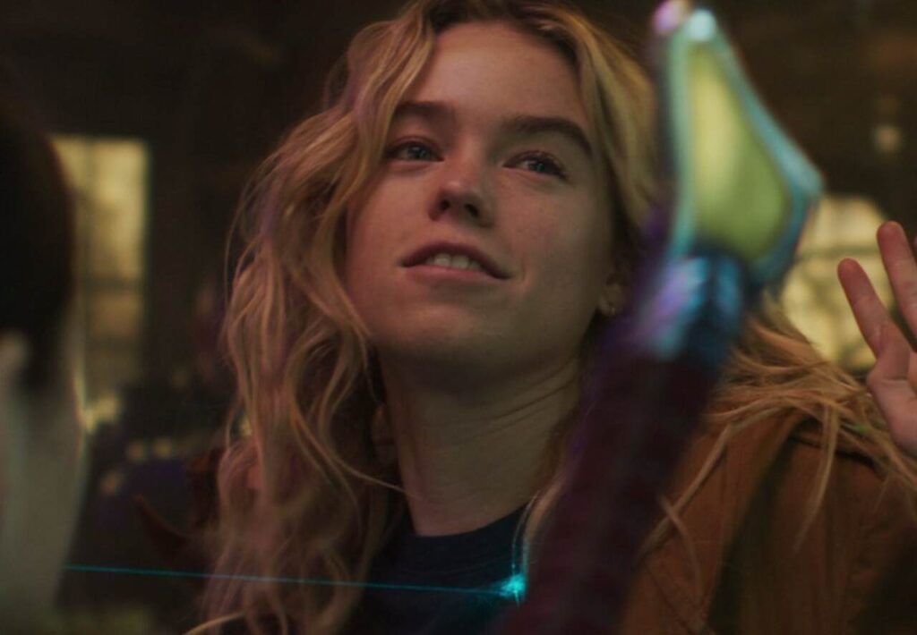 Miilly Alcock como Supergirl no universo DC