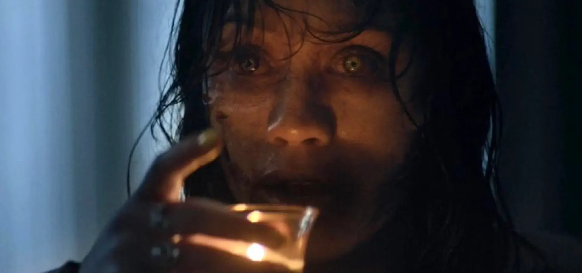 A morte do demonio em chamas evil dead burn