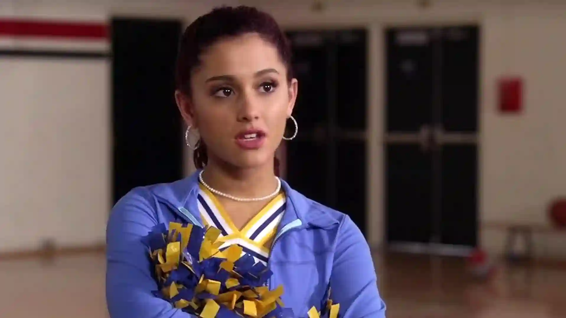 Ariana Grande em Swindle (2013)