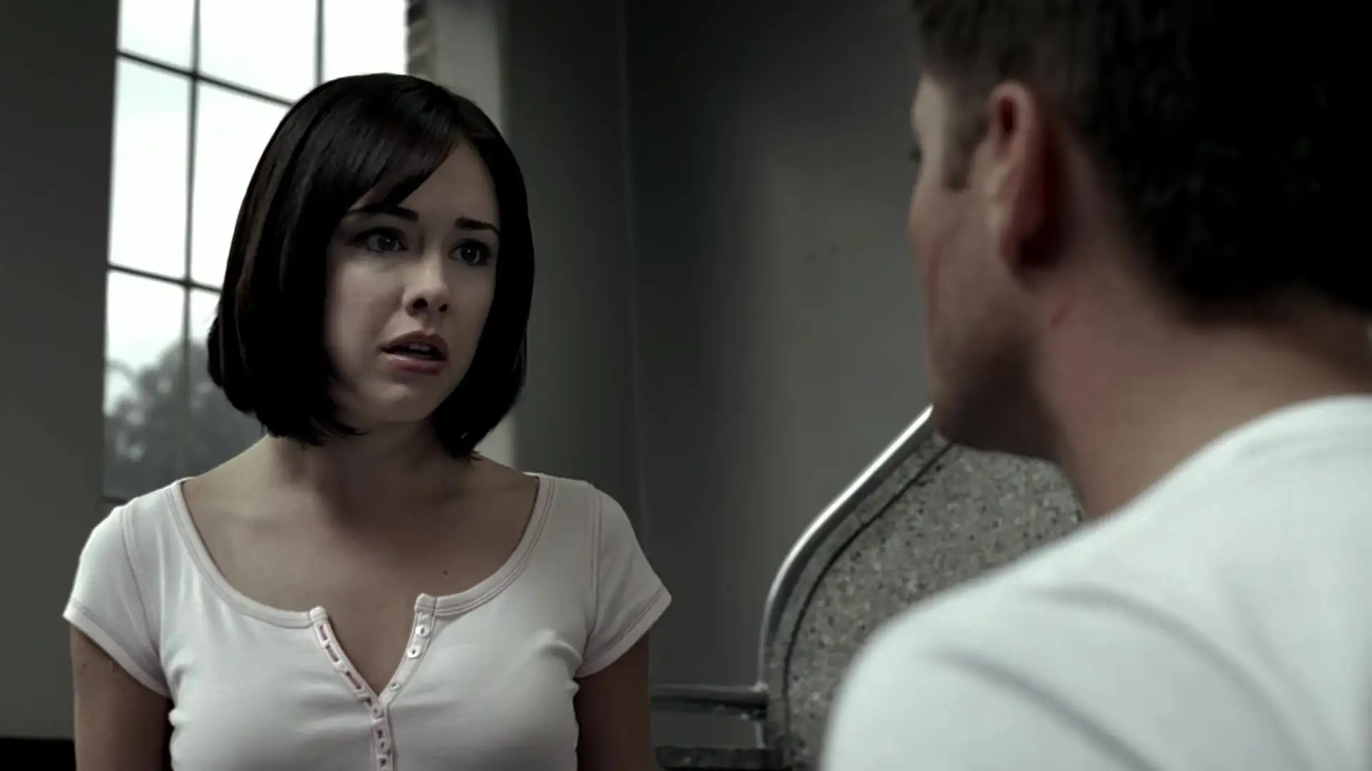 Ceifeira Tessa (Lindsey McKeon) no episodio 1 da 2 temporada